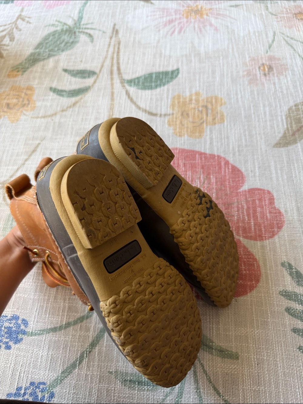 L.L. Bean Bean Boots Insulated Size 6 - Picture 4 of 5
